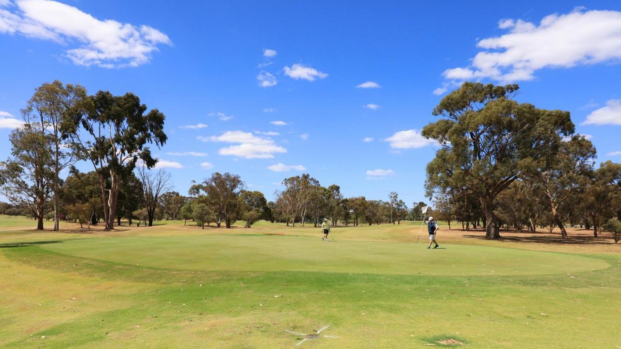 Moama Central Motel Echuca Eksteriør bilde